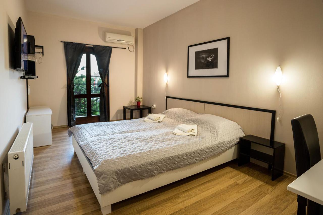 Hanovete Hotel Pliska Extérieur photo