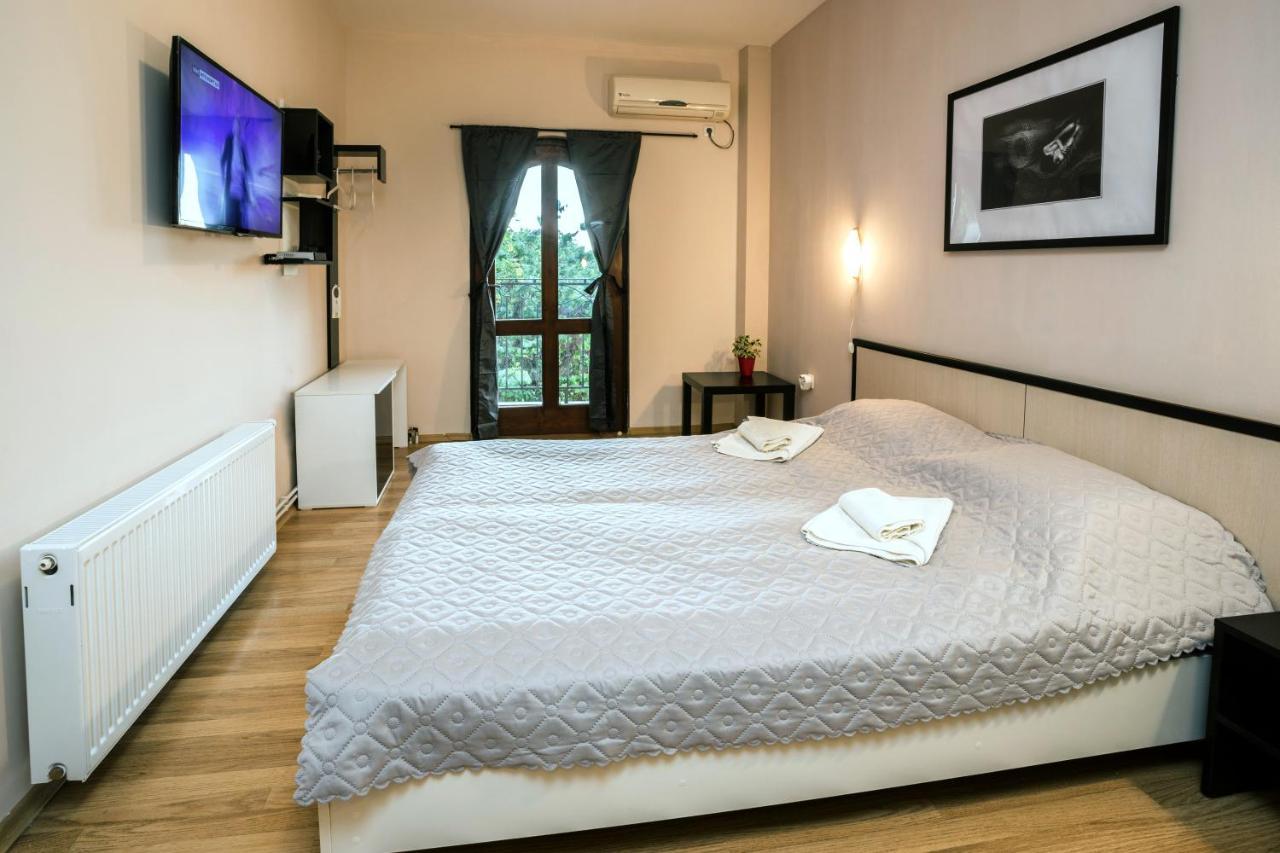 Hanovete Hotel Pliska Extérieur photo