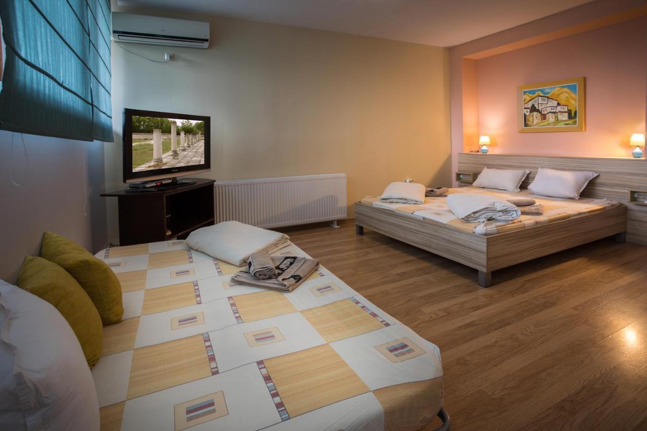 Hanovete Hotel Pliska Extérieur photo