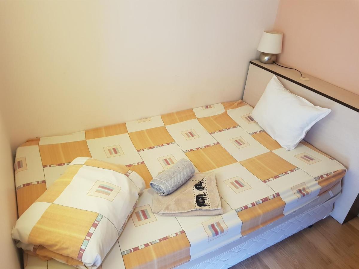 Hanovete Hotel Pliska Extérieur photo